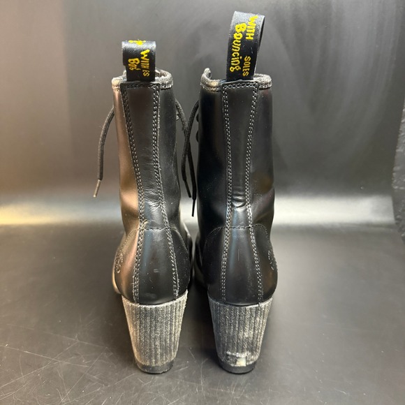 Dr. Martens Darcy Heeled Lace Up‎ Boots Black Leather Women's US 7 UK 5 - Picture 4 of 7